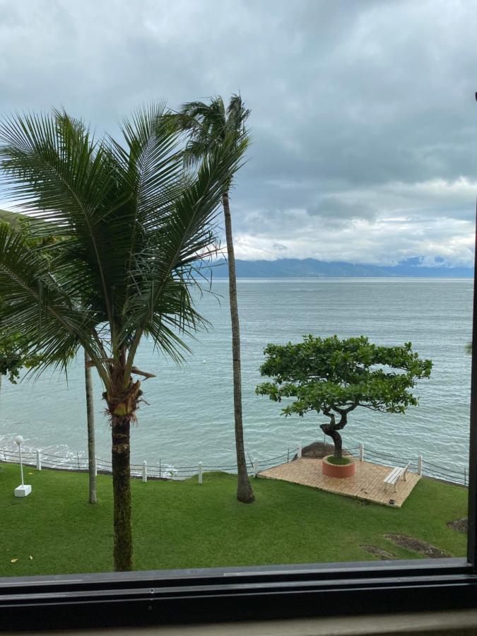 Apartamento Pe Na Areia カラグァタトゥバ エクステリア 写真